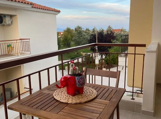 Cynthia - Christine's House * Afytos
