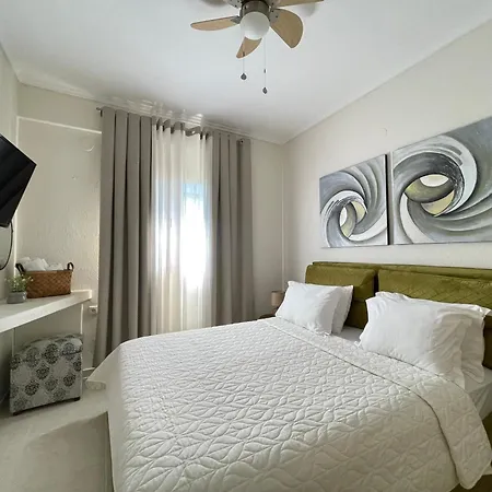 Cynthia - Christine's House 度假居 *